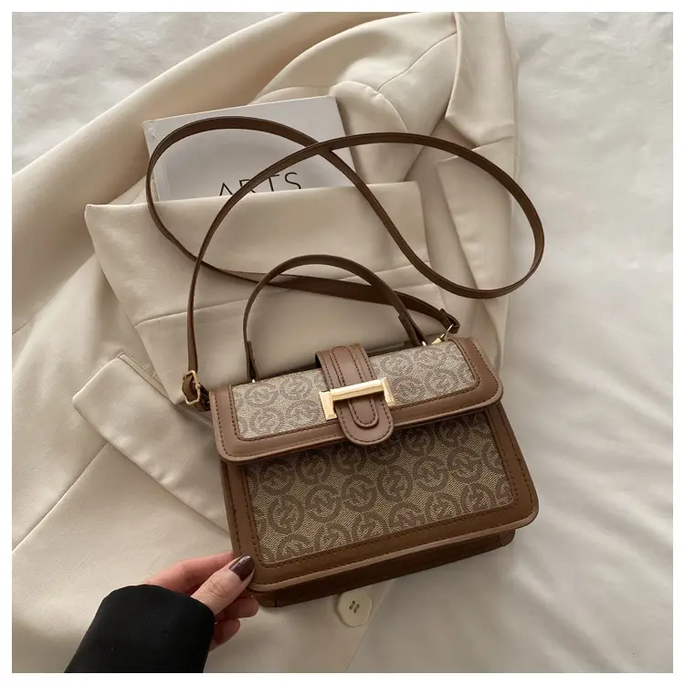 Korean Style Retro Printed Shoulder Bag 2025 — feature 18