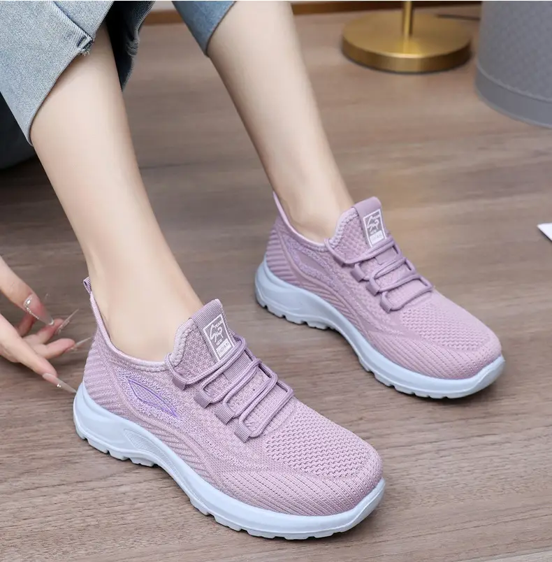 Spring New Women's Shoes, Breathable Fly-Knit Lightweight and Comfortable Walking Shoes, Middle-Aged and Elderly Mom's Shoes, Sports and Casual Shoes — feature 16
