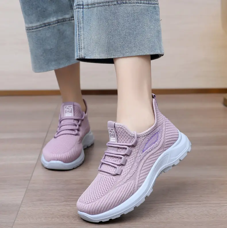 Spring New Women's Shoes, Breathable Fly-Knit Lightweight and Comfortable Walking Shoes, Middle-Aged and Elderly Mom's Shoes, Sports and Casual Shoes — feature 18