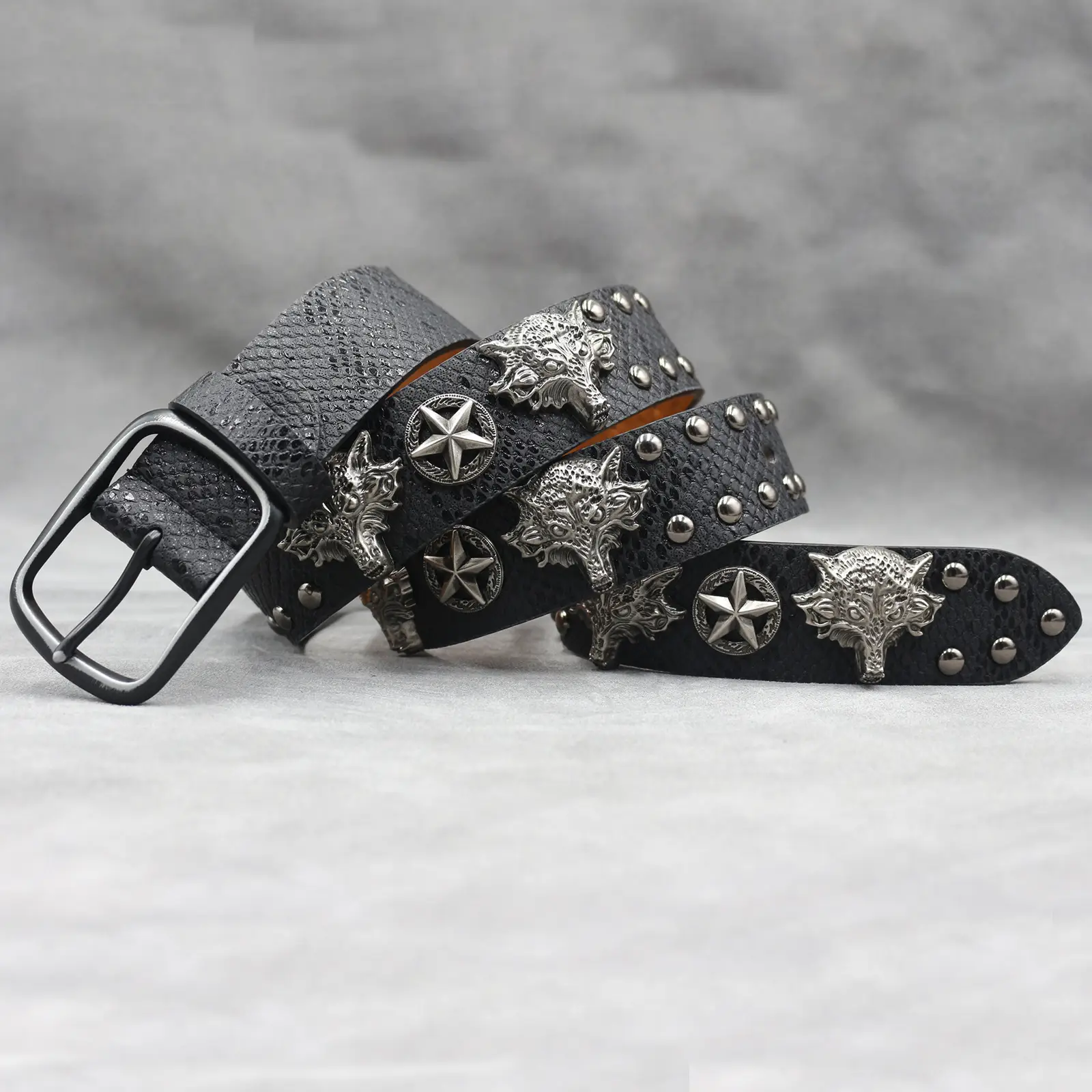 7 Color 3D Wolf Head Rivet Belt for Men - Image 10