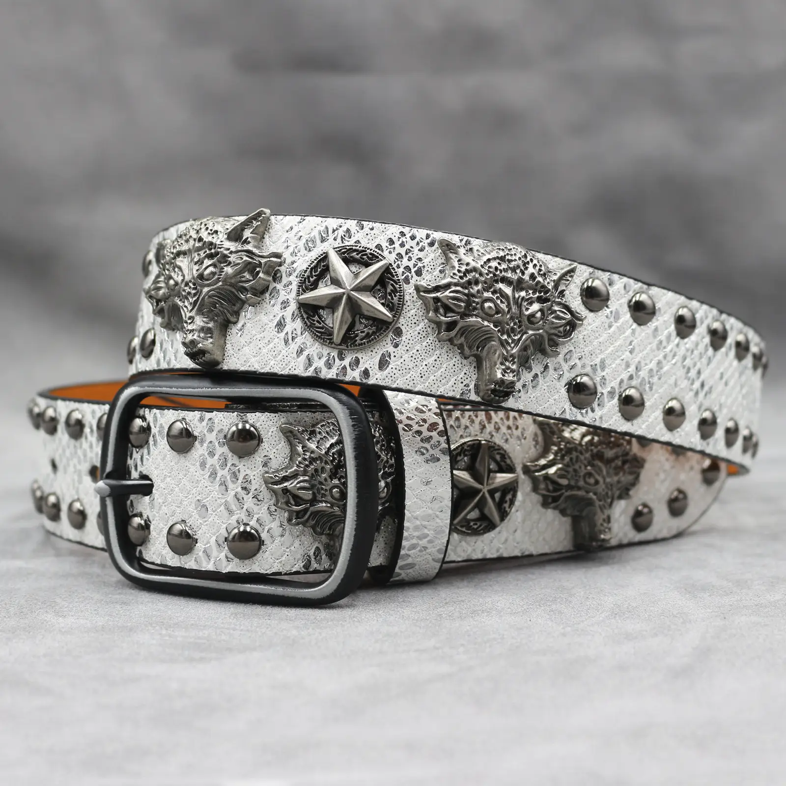 7 Color 3D Wolf Head Rivet Belt for Men — feature 26