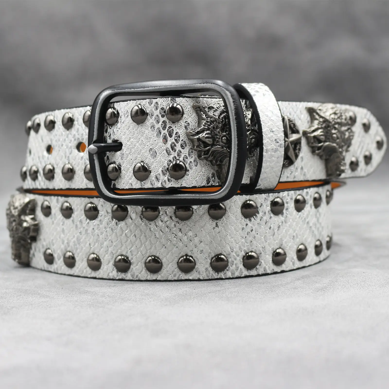 7 Color 3D Wolf Head Rivet Belt for Men — feature 27