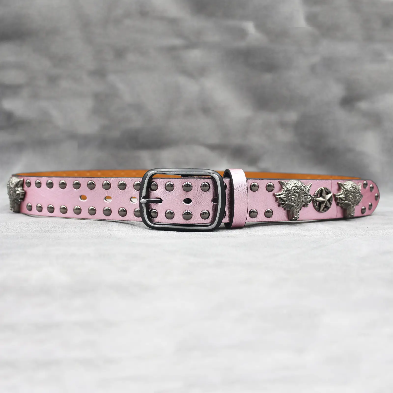 7 Color 3D Wolf Head Rivet Belt for Men — feature 35