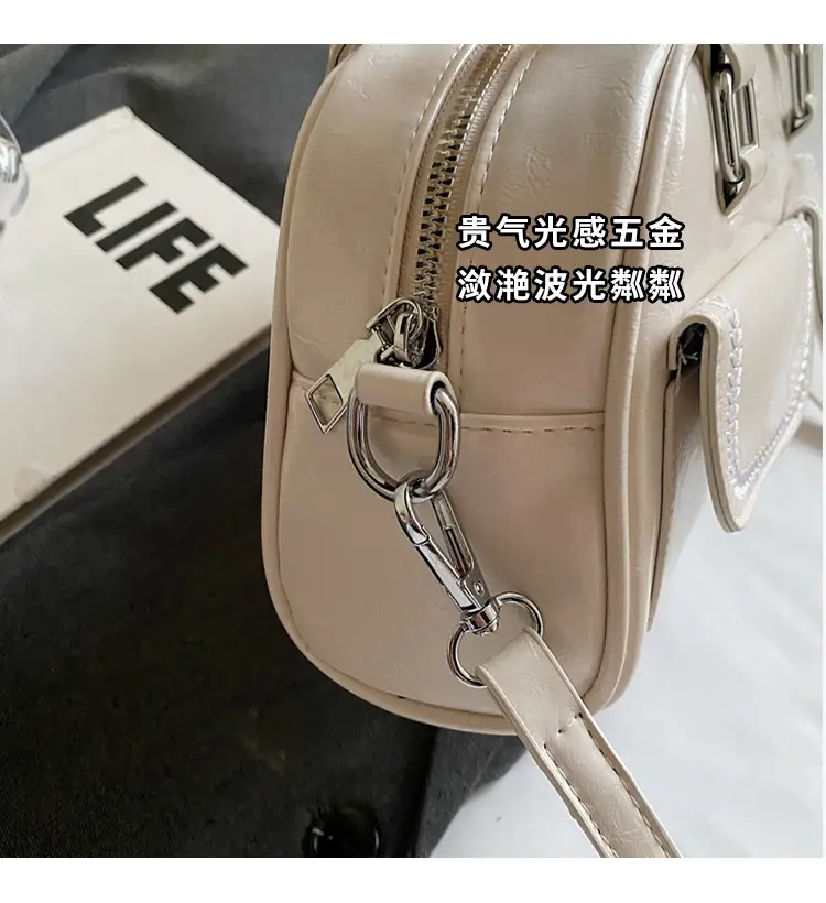 White Korean Style Shoulder Bag 2025 Fashion — feature 4