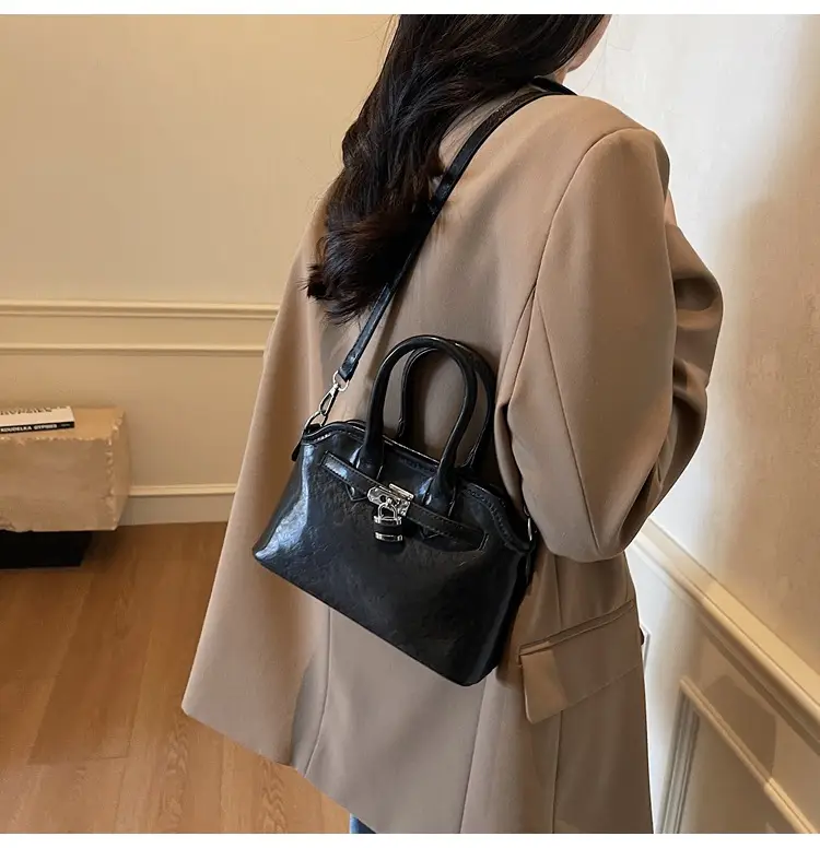 Silver Embroidered Shoulder Bag for Women 2025 — feature 31
