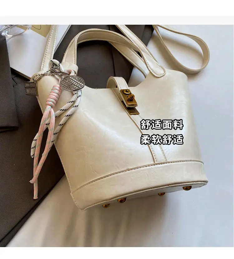 Women's 2025 Retro Bucket Bag Beige Leather — feature 8