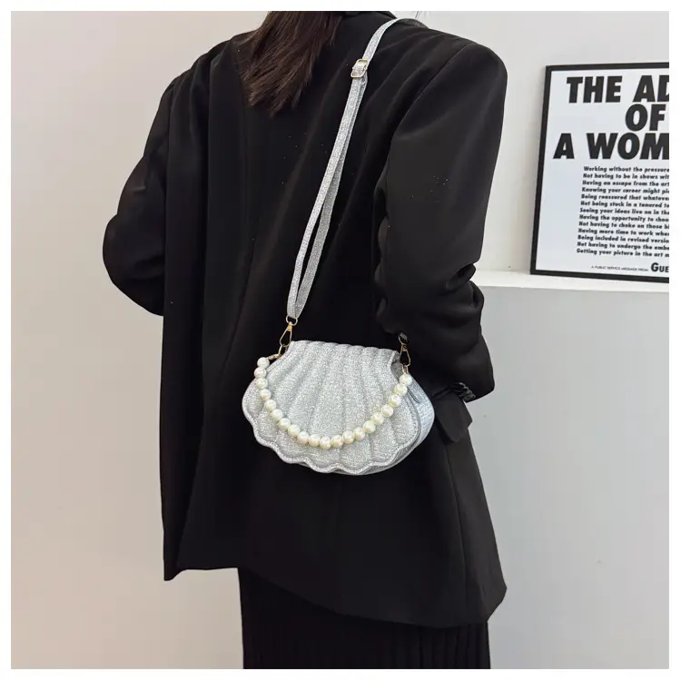 Korean Style Pearl Shoulder Bag 2025 Spring — feature 13