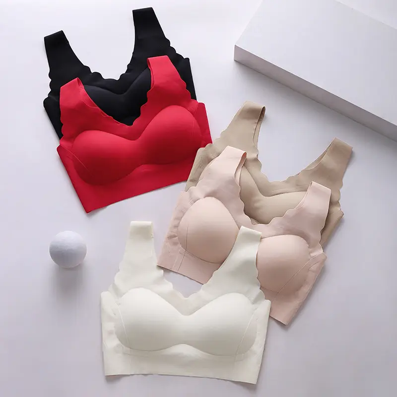 Traceless Women's Chest Gathering Bra for Summer - Image 8