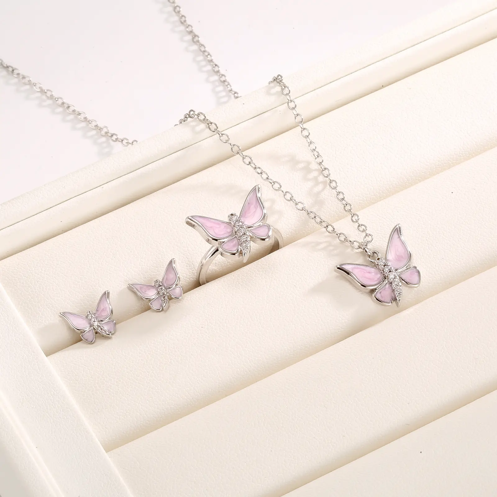 Butterfly Necklace Set for Women Light Luxury Open Ring - Image 3
