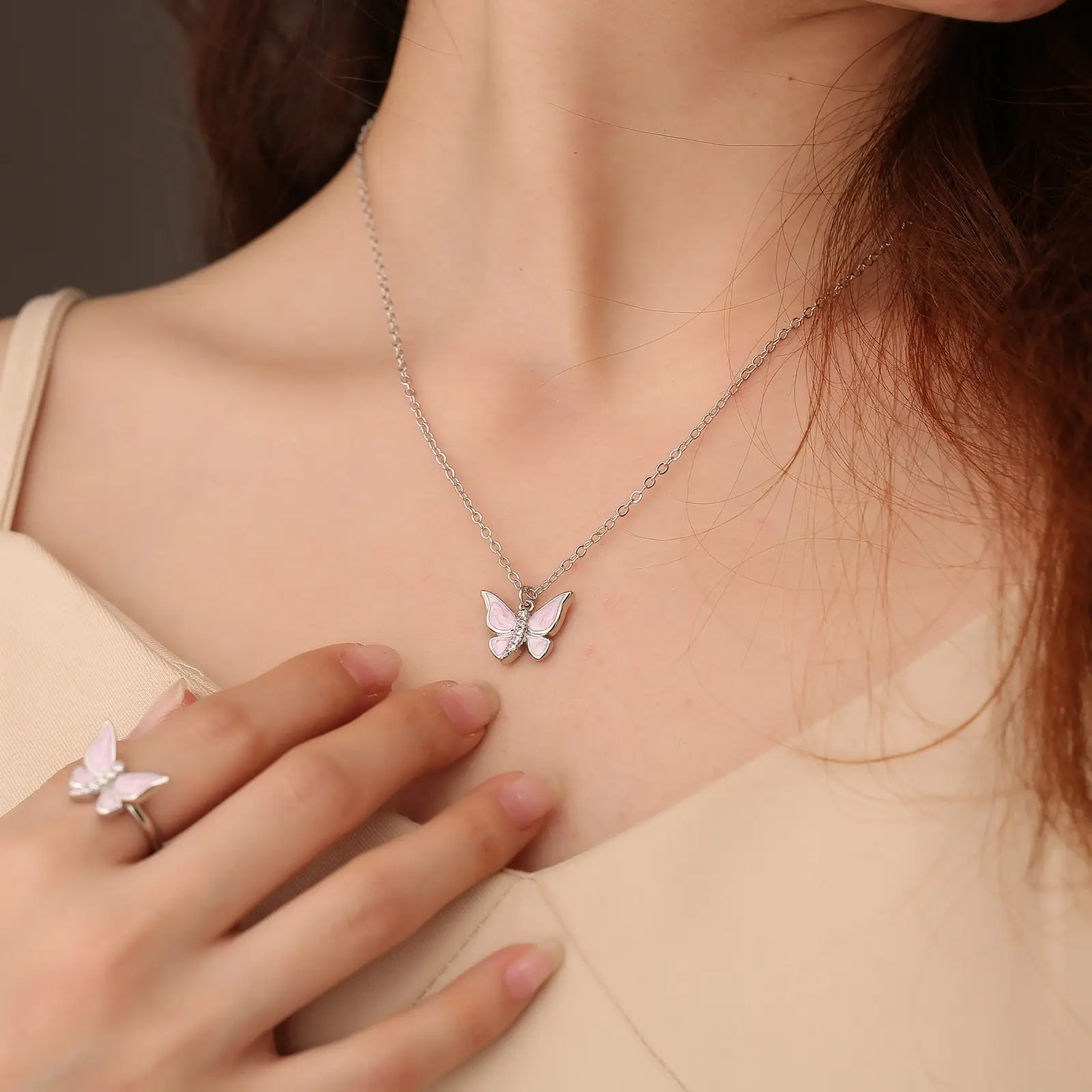 Butterfly Necklace Set for Women Light Luxury Open Ring — feature 7