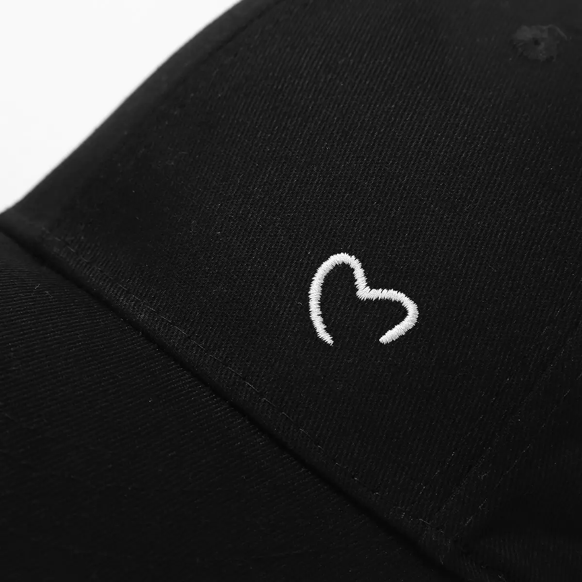 Women White Heart Cap Spring Summer Embroidered — feature 9