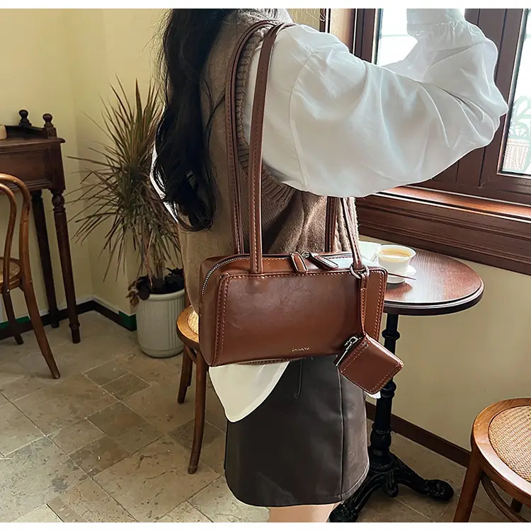 Vintage Style Small Handbag for Women Brown 2026 — feature 27