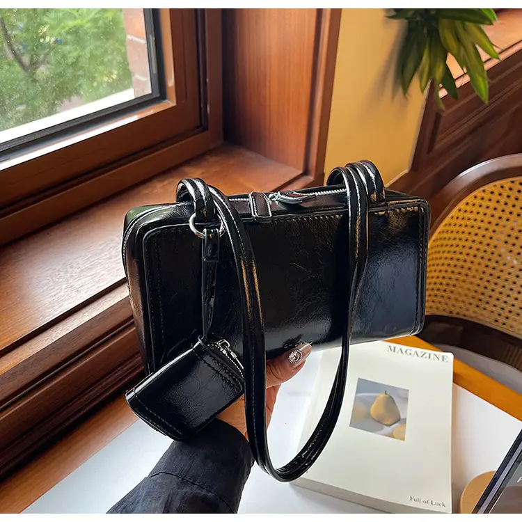 Vintage Style Small Handbag for Women Brown 2026 — feature 39
