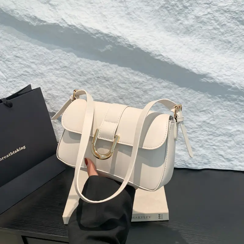 2025 New Arrival Vintage Horseshoe Buckle Shoulder Bag - Image 8