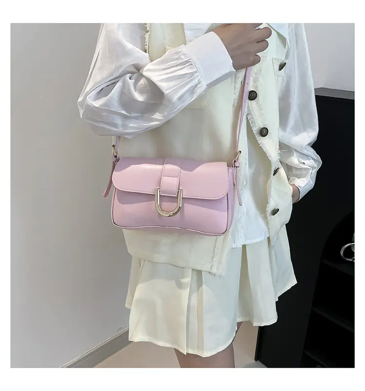 2025 New Arrival Vintage Horseshoe Buckle Shoulder Bag — feature 19