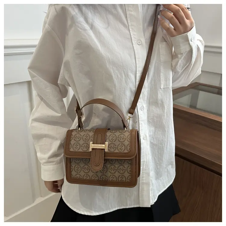 Retro Contrast Shoulder Bag for Women 2025 Spring — feature 25