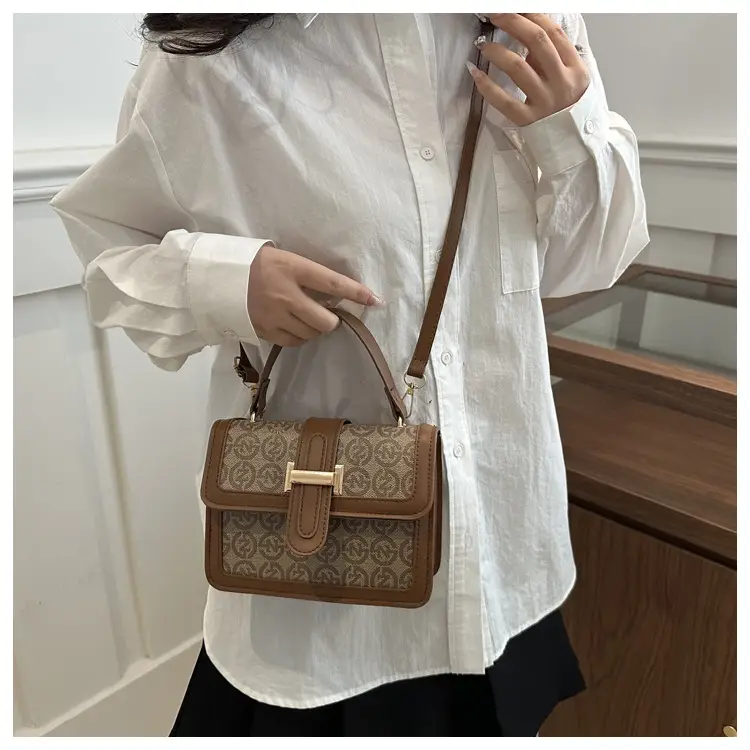Retro Contrast Shoulder Bag for Women 2025 Spring — feature 26