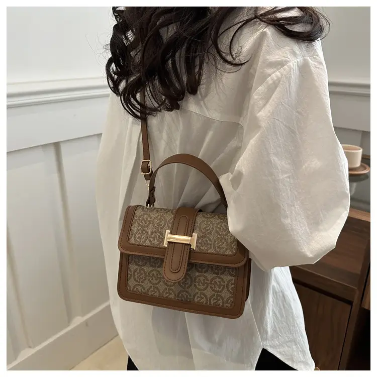 Retro Contrast Shoulder Bag for Women 2025 Spring — feature 27