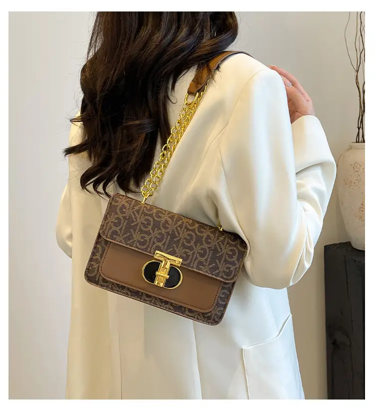 Women Vintage Chain Shoulder Bag Brown Gold 2025 — feature 1
