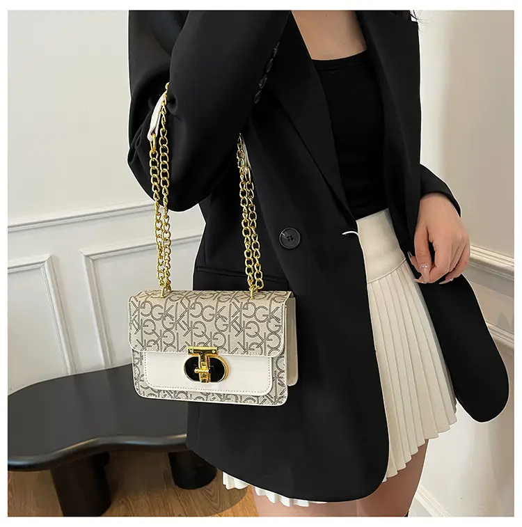 Women Vintage Chain Shoulder Bag Brown Gold 2025 — feature 13