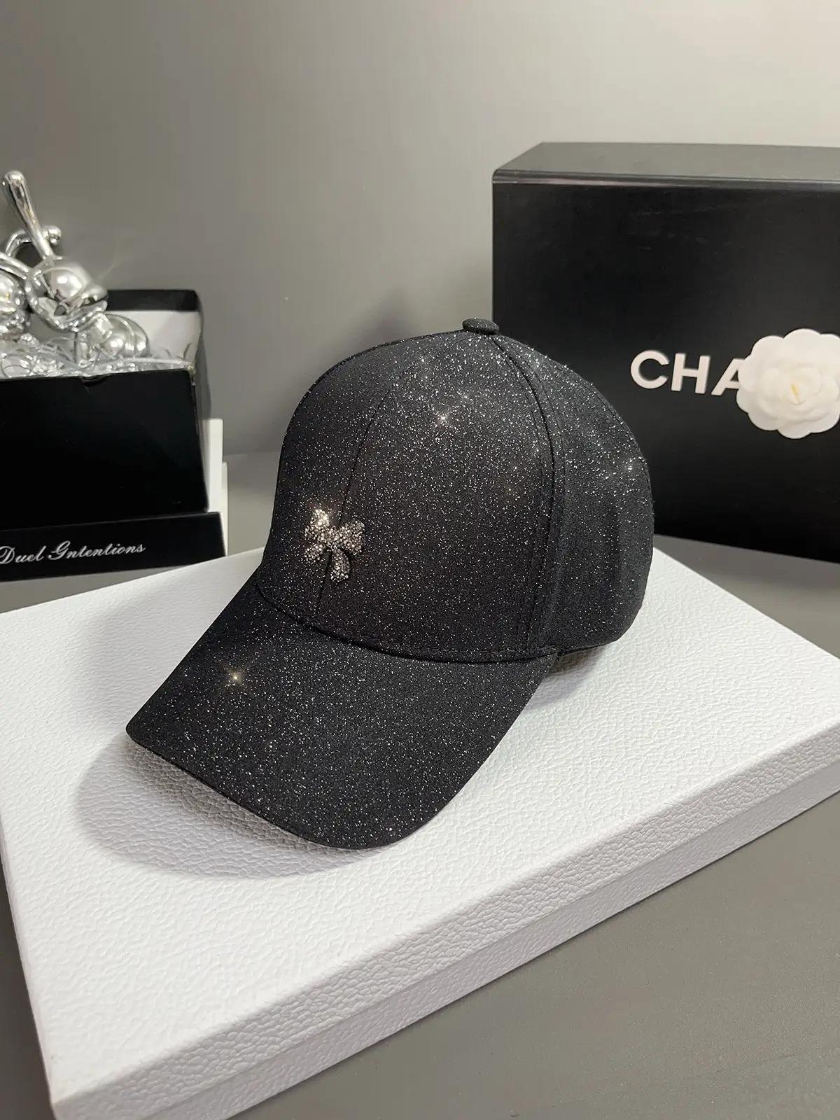 Korean Style Sequin Bow Baseball Cap — feature 8