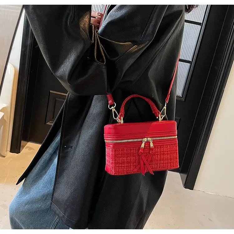 Women Woolen Crossbody Bag Blue Gold Zipper — feature 18