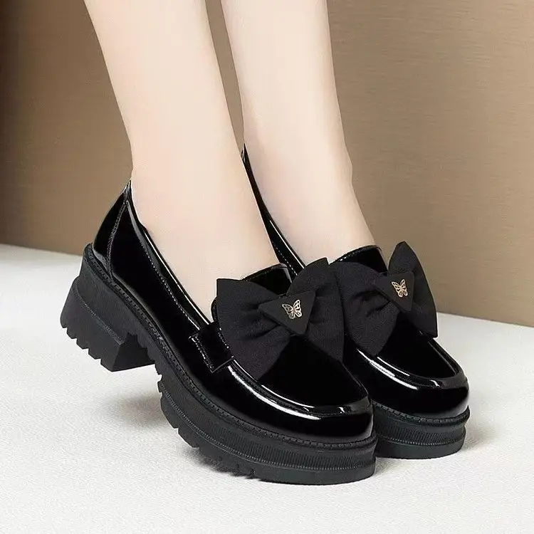 2025 Spring New Loafers Patent Leather Bow Single-layer Shoes Women's Thick Heel Thick-soled British Style Joker Small Leather Shoes — feature 1