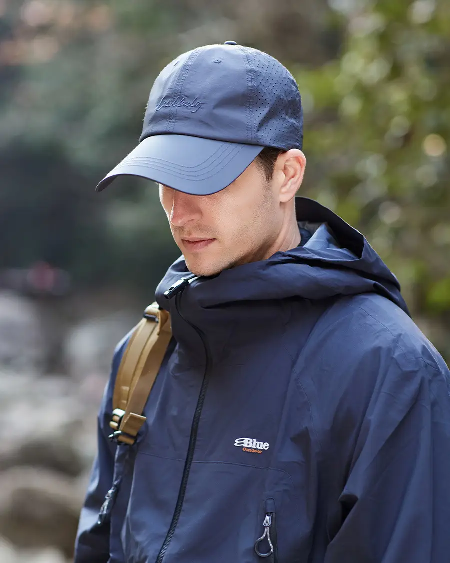Men Black Knitted Baseball Cap with Brand Logo — feature 11