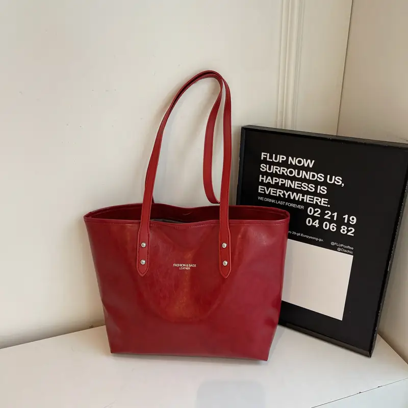 Women's Red Oil Leather Tote Bag Large Capacity 2025 - Image 4