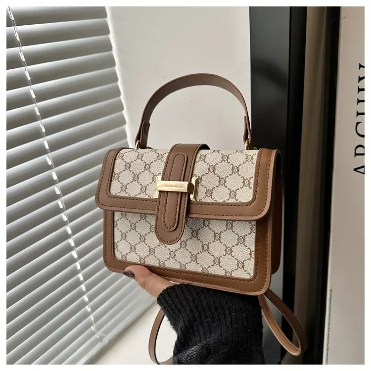 Women Retro Printed Shoulder Bag Brown White — feature 11