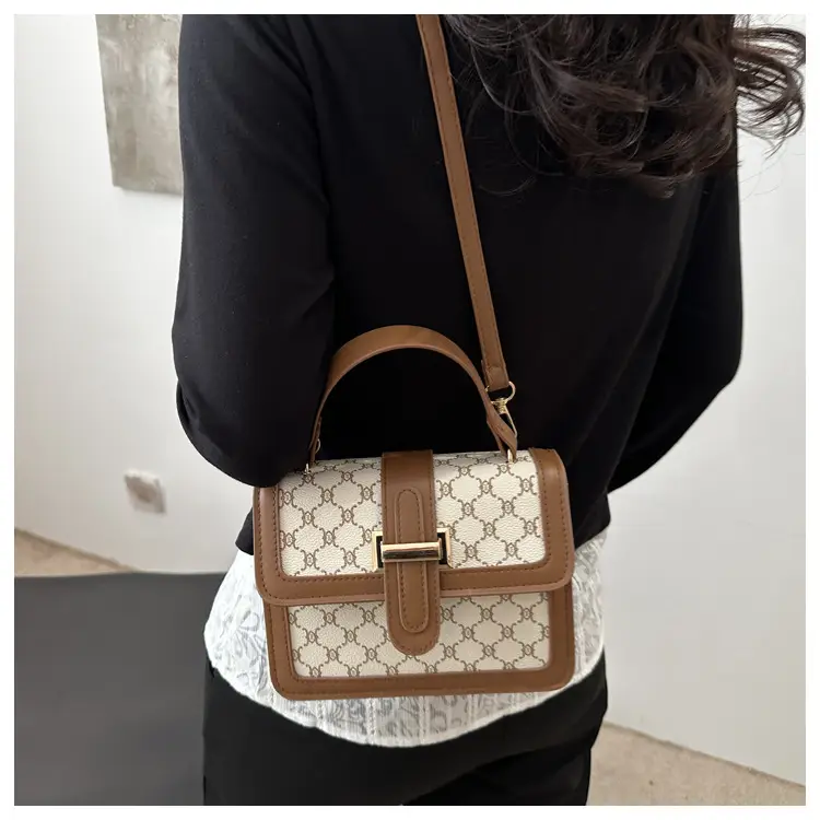 Women Retro Printed Shoulder Bag Brown White — feature 16