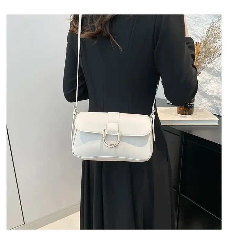 Women's Korean Style Red Shoulder Bag with Horseshoe Buckle — feature 15