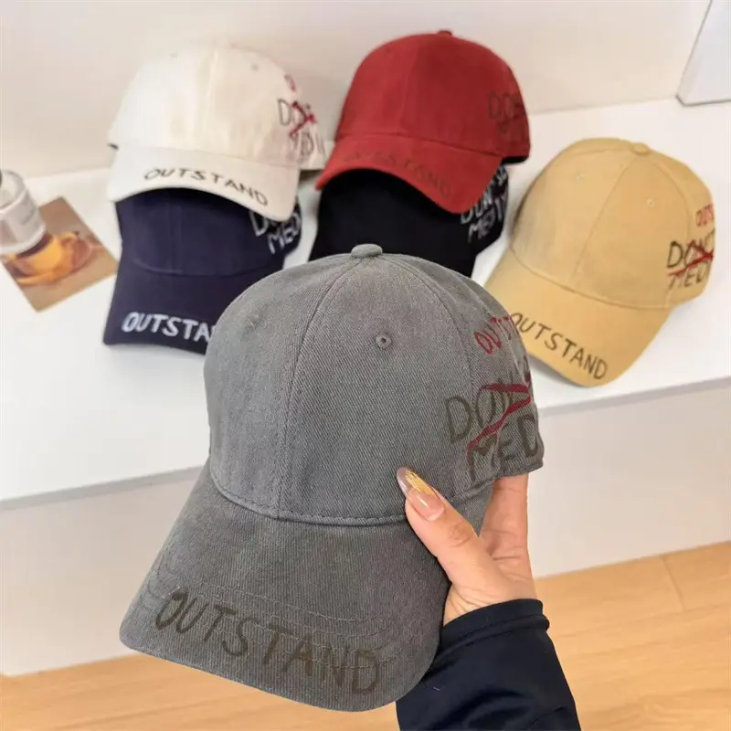 Vintage White Outstand Cap for Women 2025 - Image 7