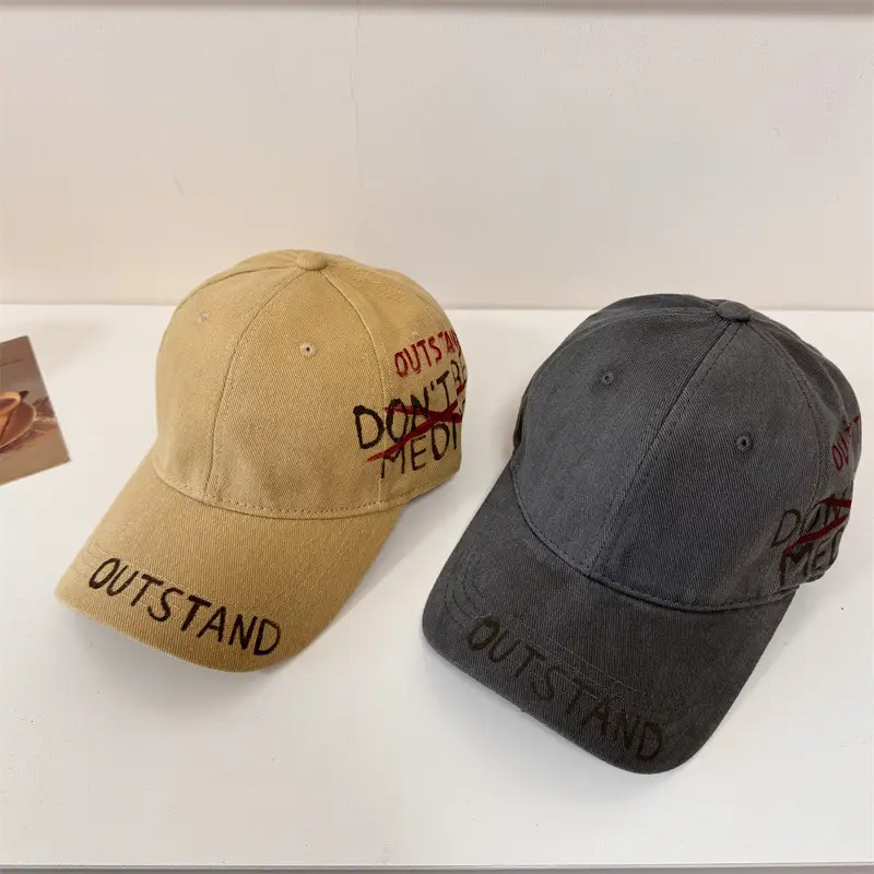 Vintage White Outstand Cap for Women 2025 - Image 11