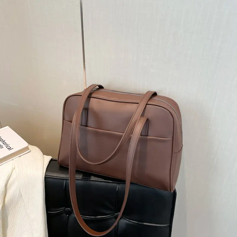 Korean Style Large Capacity Shoulder Bag Women's 2025 Spring New Retro Underarm Bag Stylist Extras Tote Bag