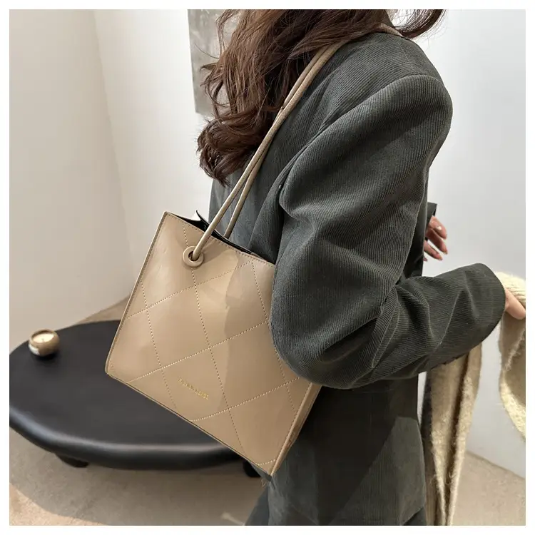 Women's Brown Crossbody Bag with Houndstooth Strap — feature 13