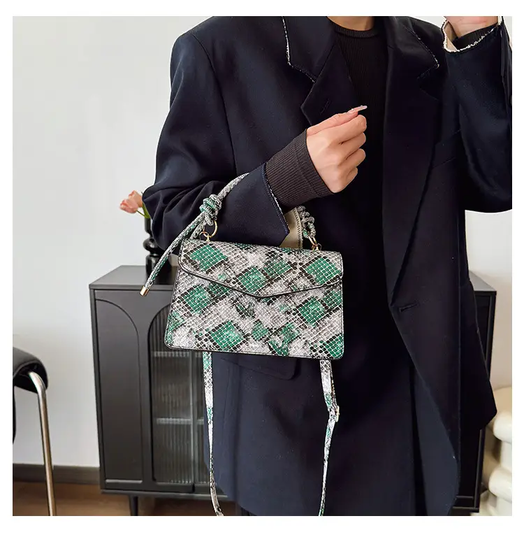 2025 Spring Snake Print Shoulder Bag Women — feature 12