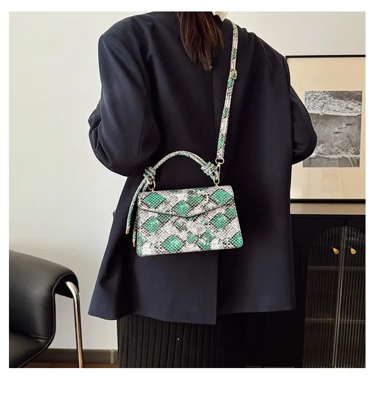 2025 Spring Snake Print Shoulder Bag Women — feature 13