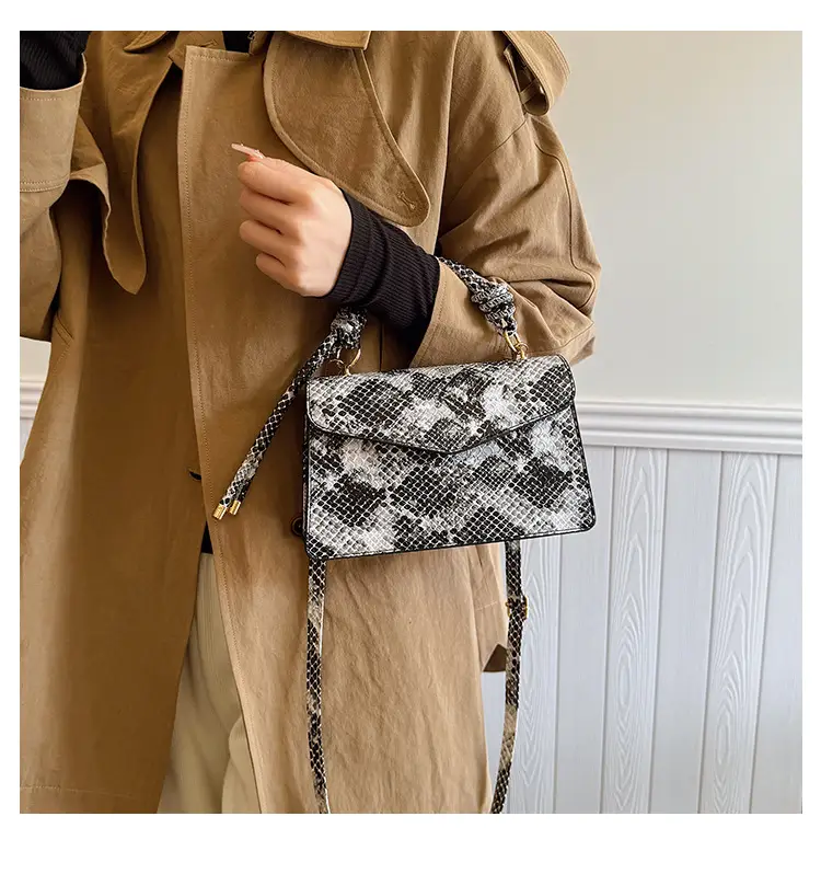 2025 Spring Snake Print Shoulder Bag Women — feature 17