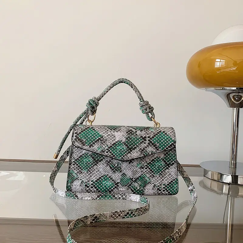 2025 Spring Snake Print Shoulder Bag Women - Image 2