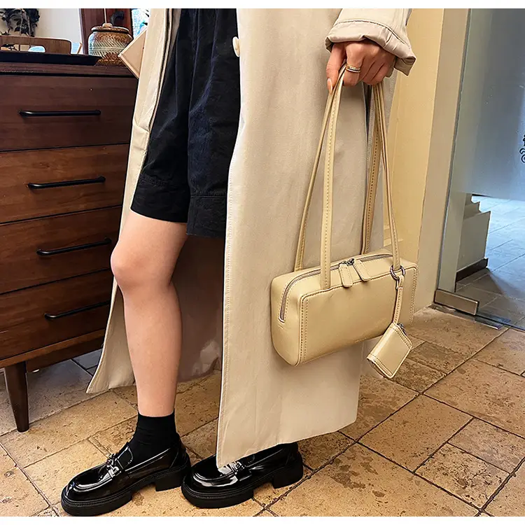 Women's 1-Piece Leather Shoulder Bag Beige 2025 Spring Summer — feature 12