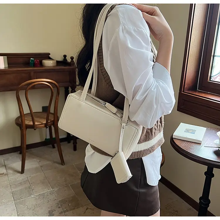Women's 1-Piece Leather Shoulder Bag Beige 2025 Spring Summer — feature 19