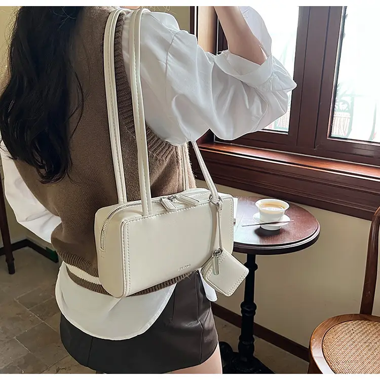 Women's 1-Piece Leather Shoulder Bag Beige 2025 Spring Summer — feature 20