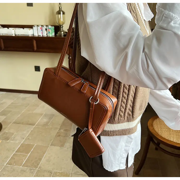 Women's 1-Piece Leather Shoulder Bag Beige 2025 Spring Summer — feature 25