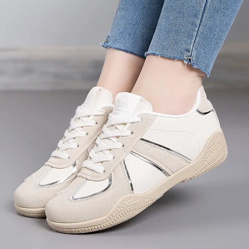 2026 New Spring Versatile Casual Women's Shoes with Soft Soles That Are Comfortable for Students, Lightweight Flat White Sneakers - Image 5
