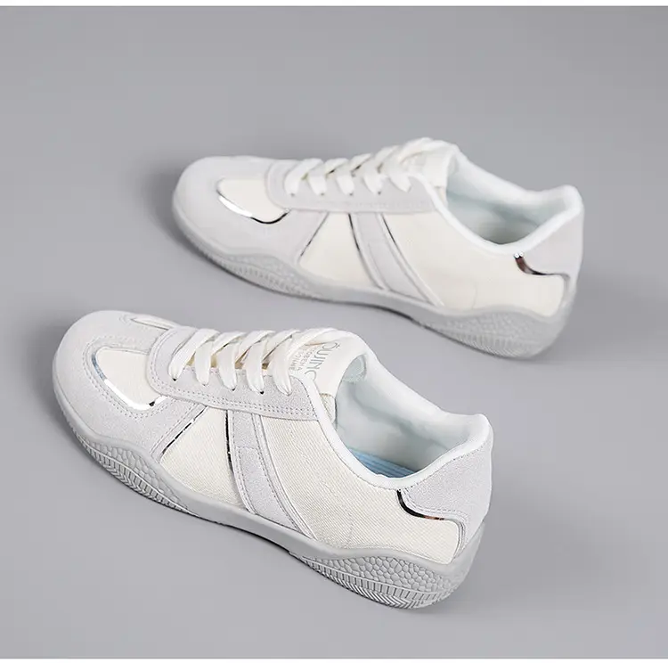 2026 New Spring Versatile Casual Women's Shoes with Soft Soles That Are Comfortable for Students, Lightweight Flat White Sneakers — feature 24