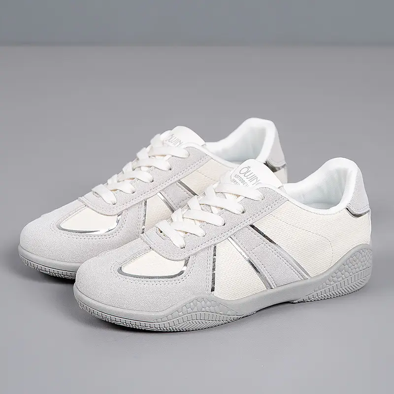 2026 New Spring Versatile Casual Women's Shoes with Soft Soles That Are Comfortable for Students, Lightweight Flat White Sneakers - Image 2