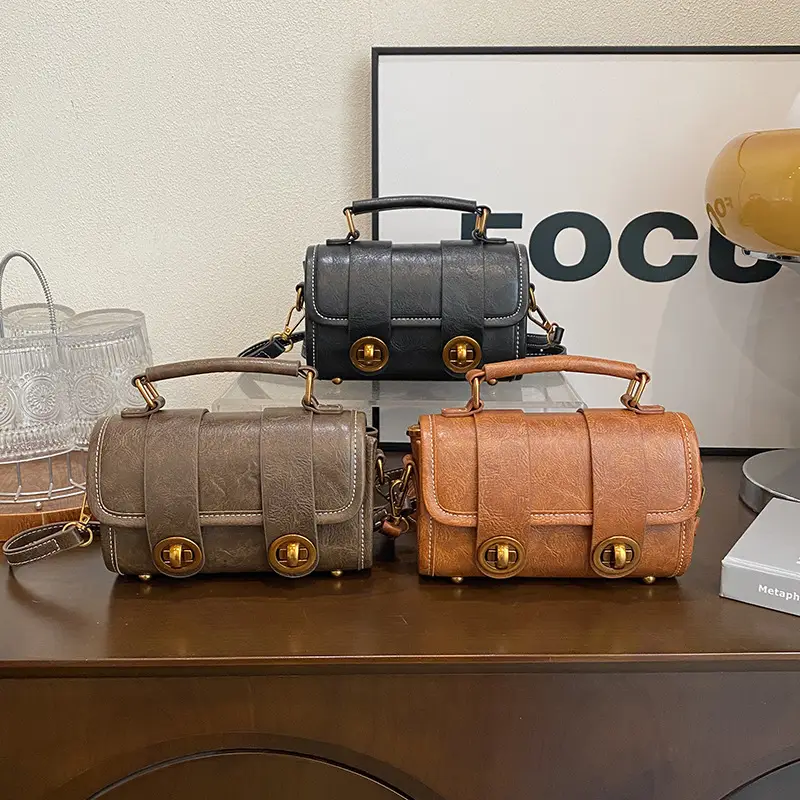 Black Leather Shoulder Crossbody Bag for Women Spring Summer 2026 — feature 1