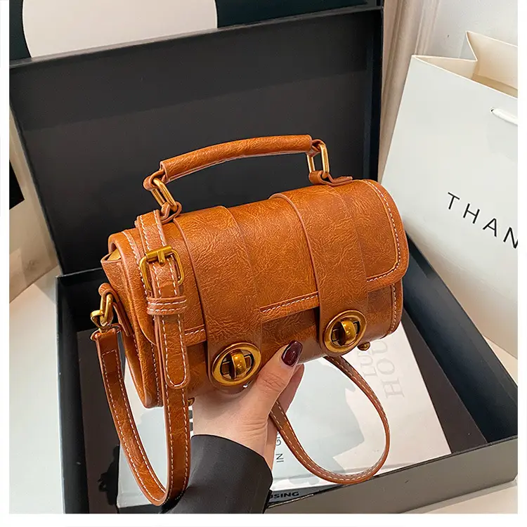Black Leather Shoulder Crossbody Bag for Women Spring Summer 2026 — feature 11