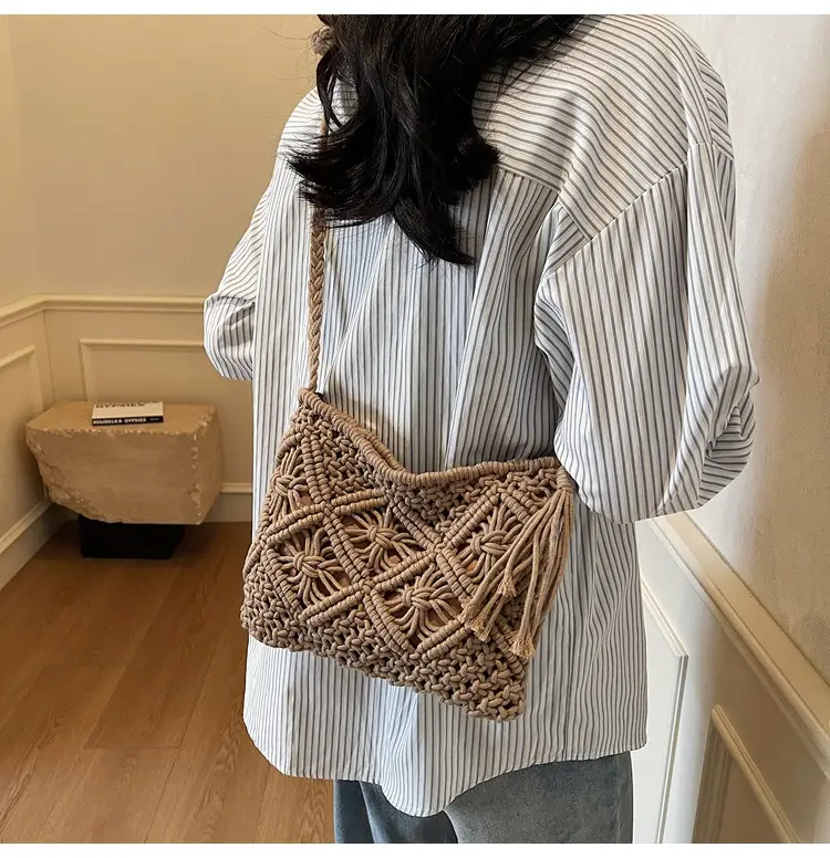 Black Woven Crossbody Tote Bag for Women 2025 — feature 20